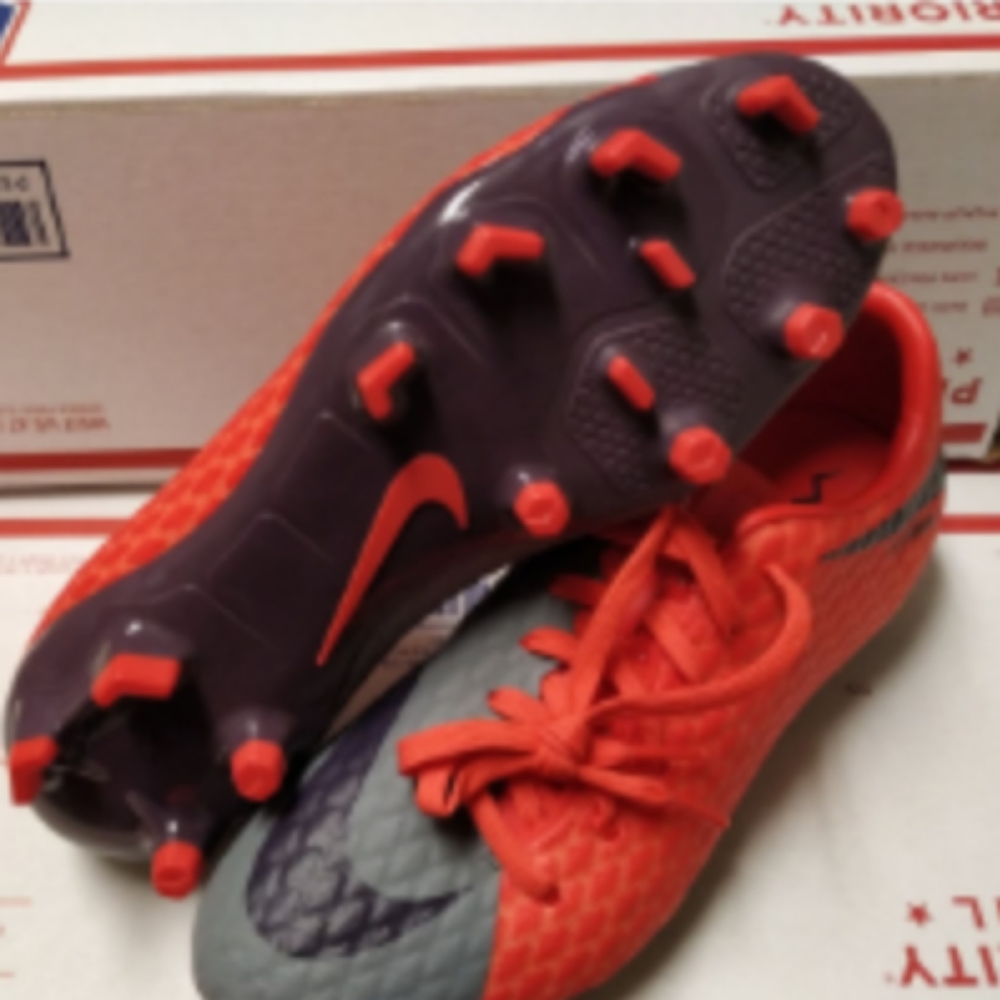Nike Hypervenom Phelon Cleats Women's Sz 6.5